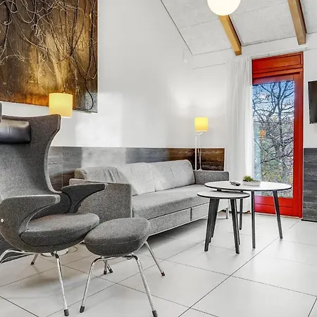 Ferienhaus 2 Bedroom Cozy In *