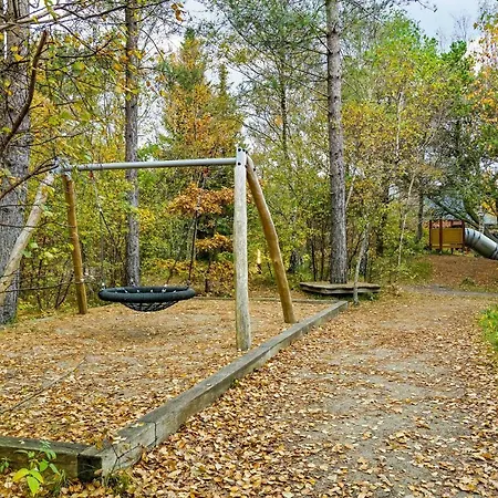 2 Bedroom Cozy In Ferienhaus *
